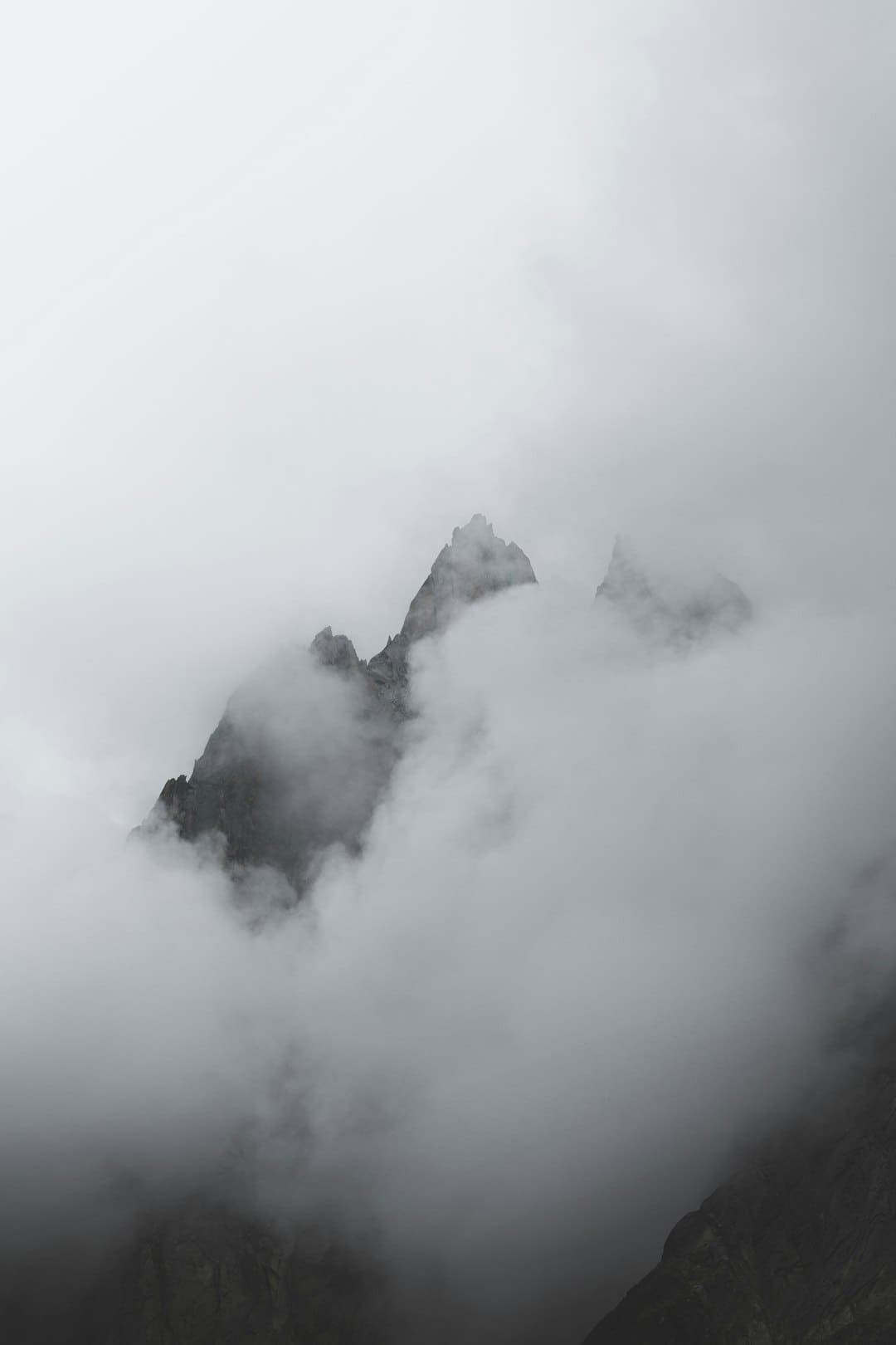 数智科技赋能电力迎峰度夏安全出产